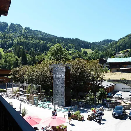 Luxueux Duplex 4* Au Pied Des Pistes - 6 Pers, 118m² A - Fr-1-304-234 La Clusaz